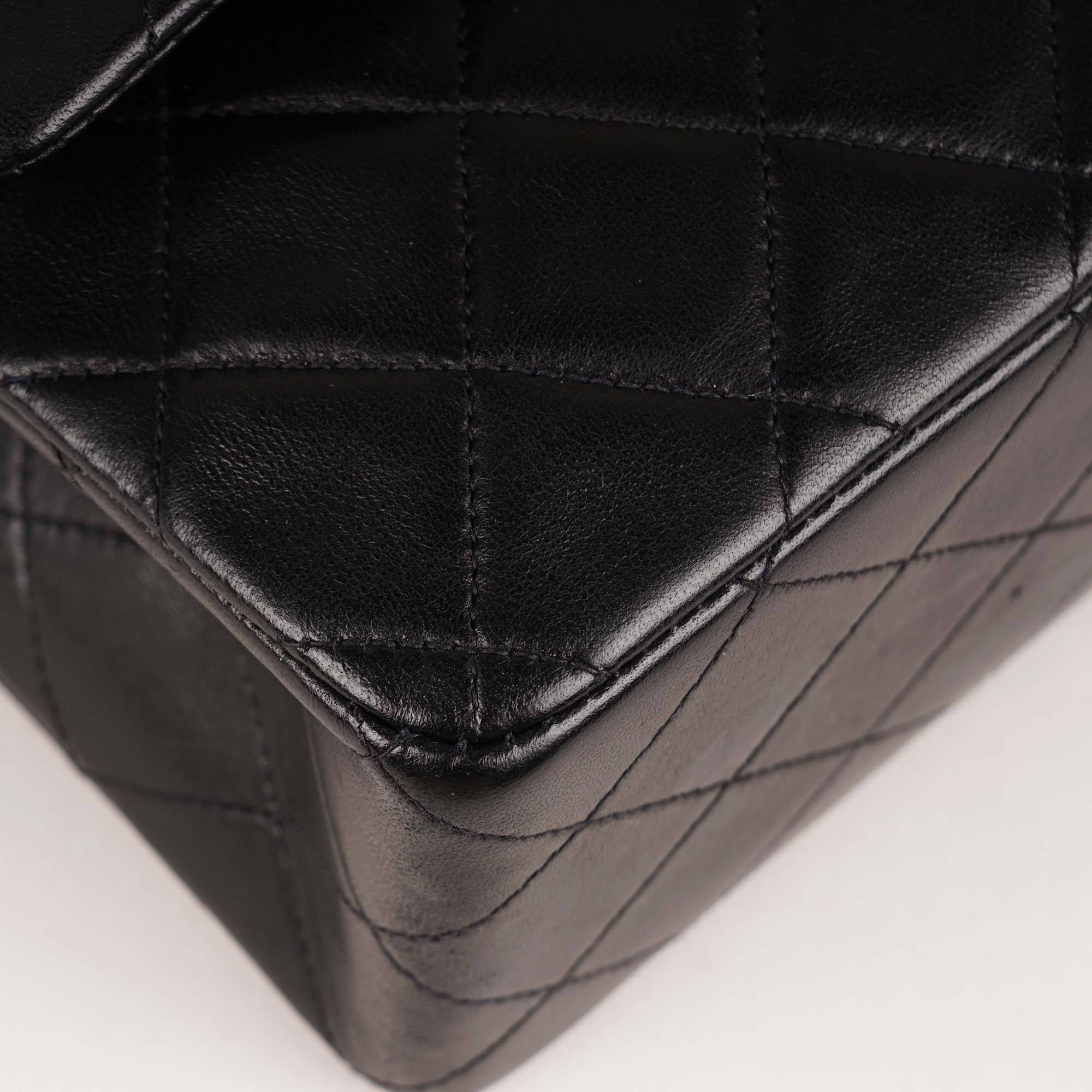 Classic Medium Double Flap Bag Black image