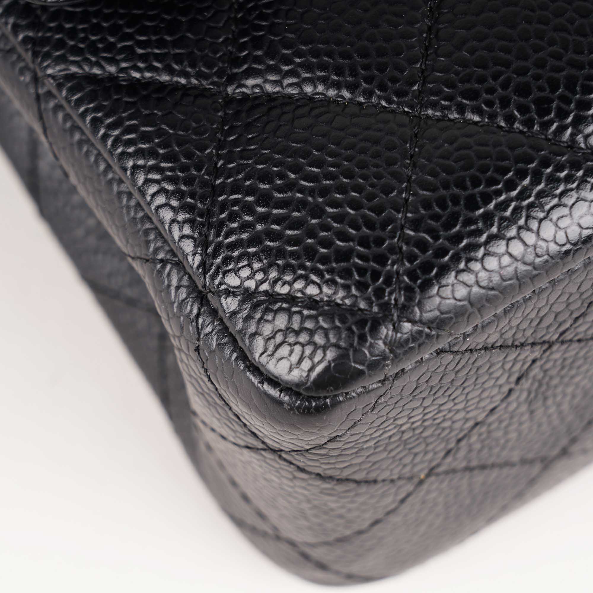 Classic Medium Double Flap Bag image