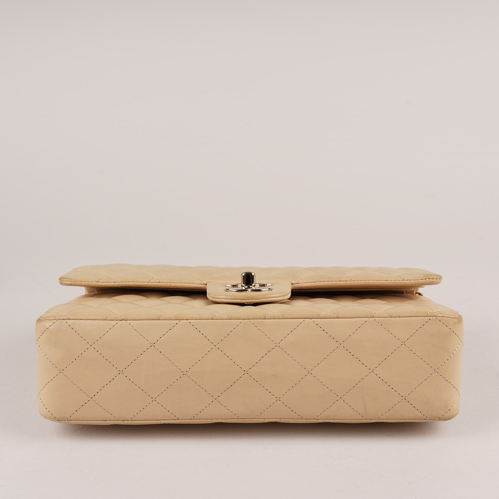 Classic Medium Double Flap Bag Beige image