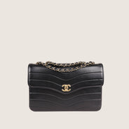 Patinated Medium Flap Bag Black Lambskin 2026 thumbnail image