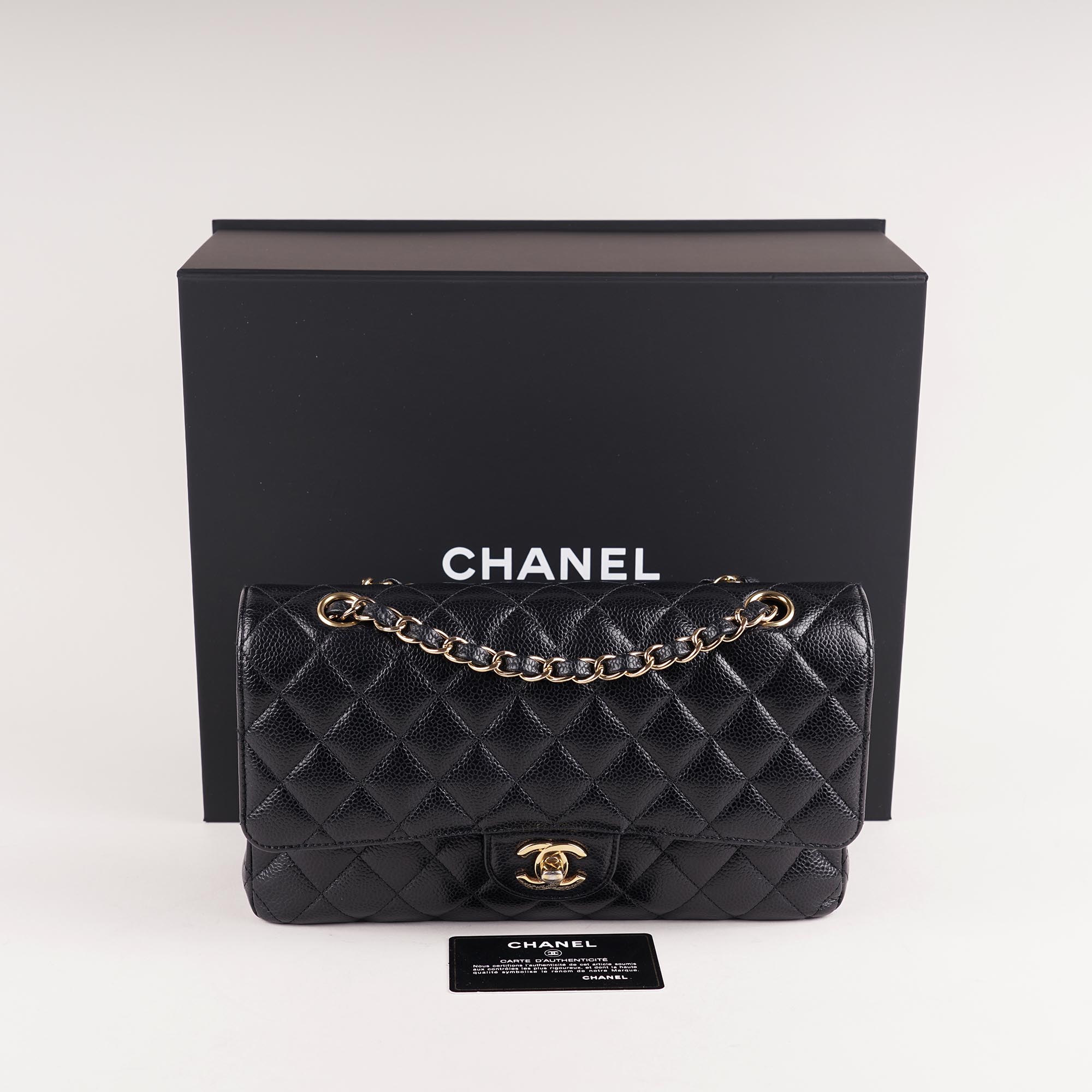 Classic Medium Double Flap Bag image