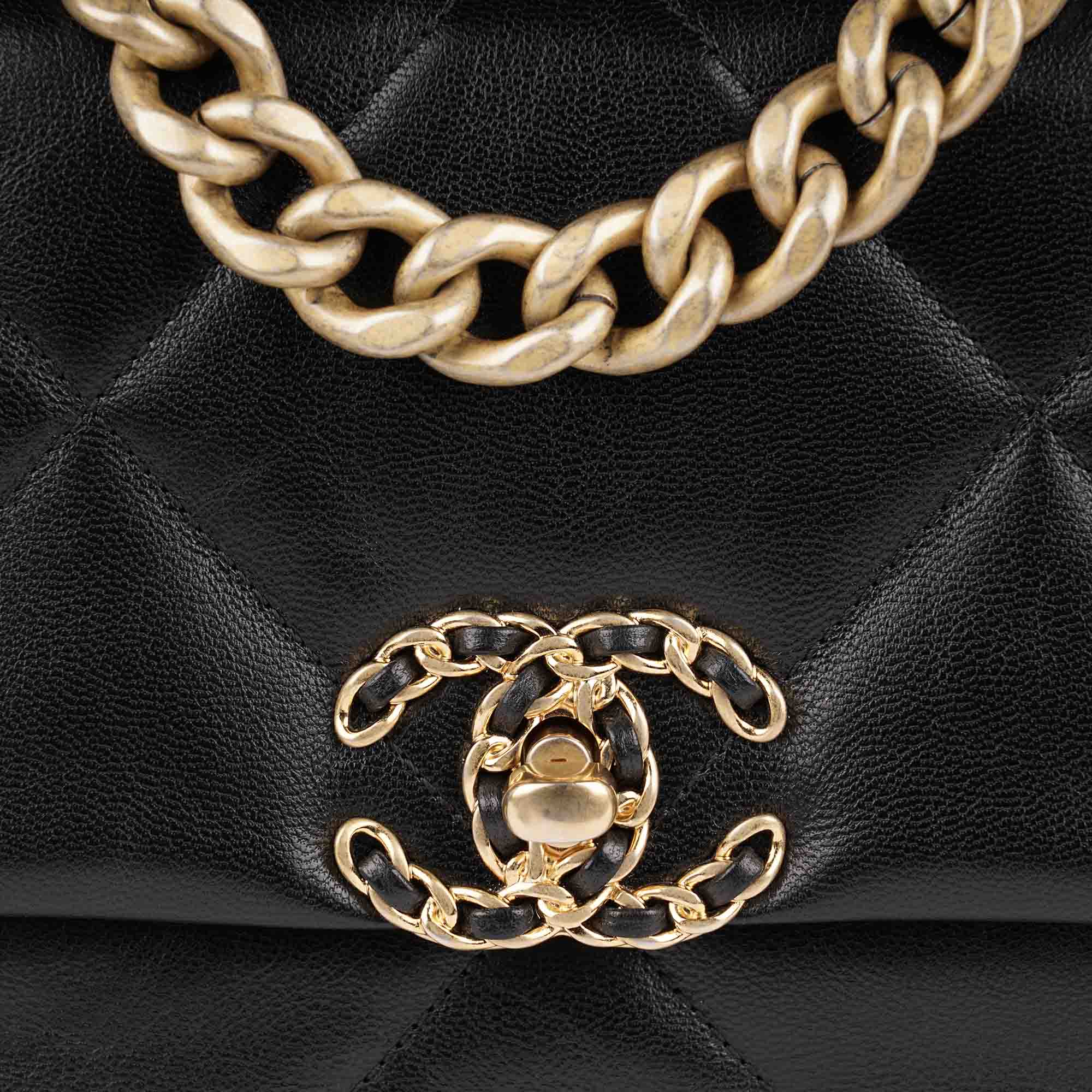 19 Small Flap Bag image