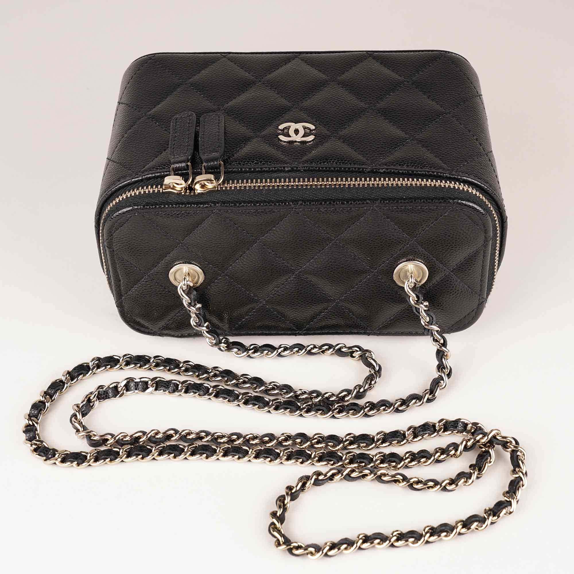 Small Vanity on Chain image