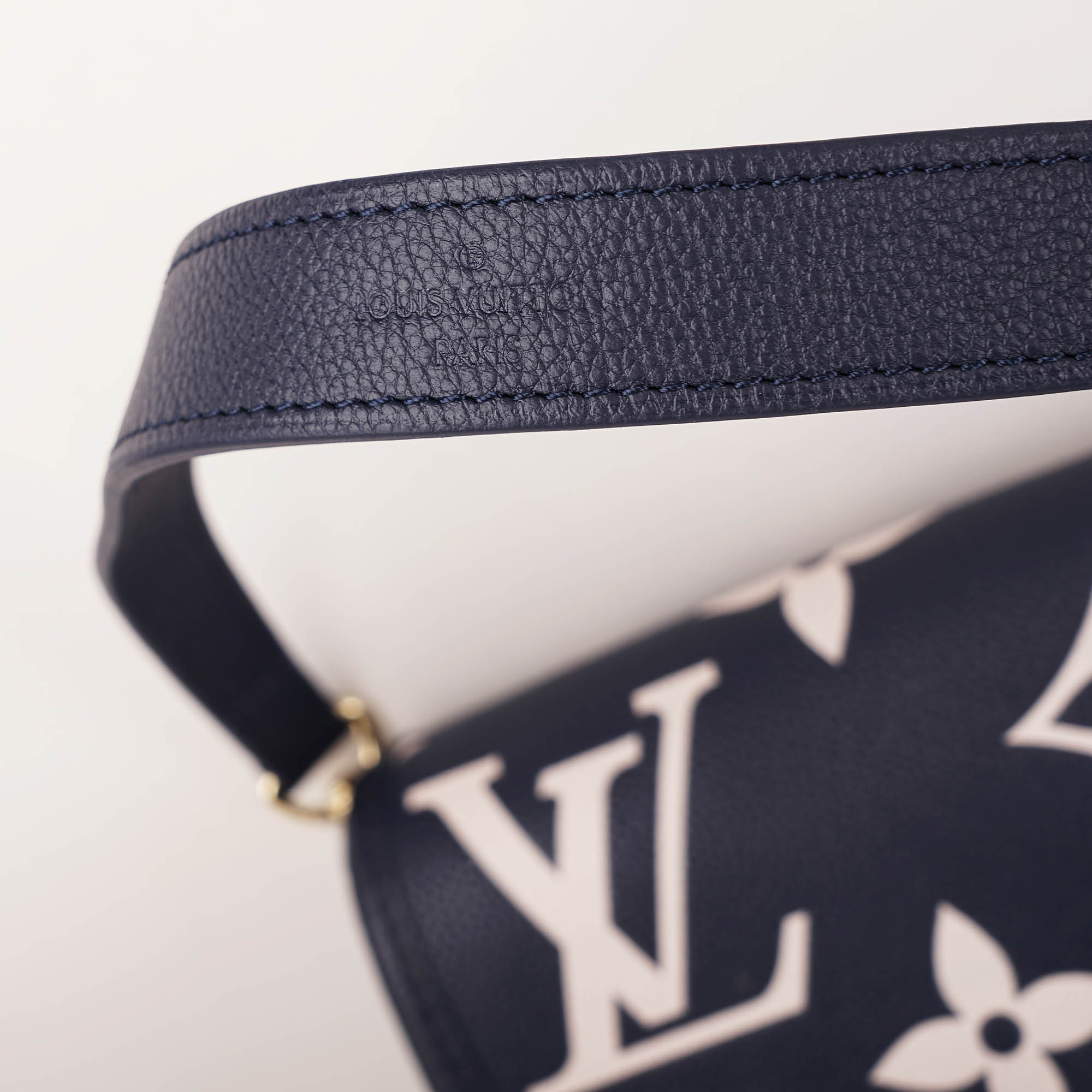 Diane Satchel Bicolor Bag image