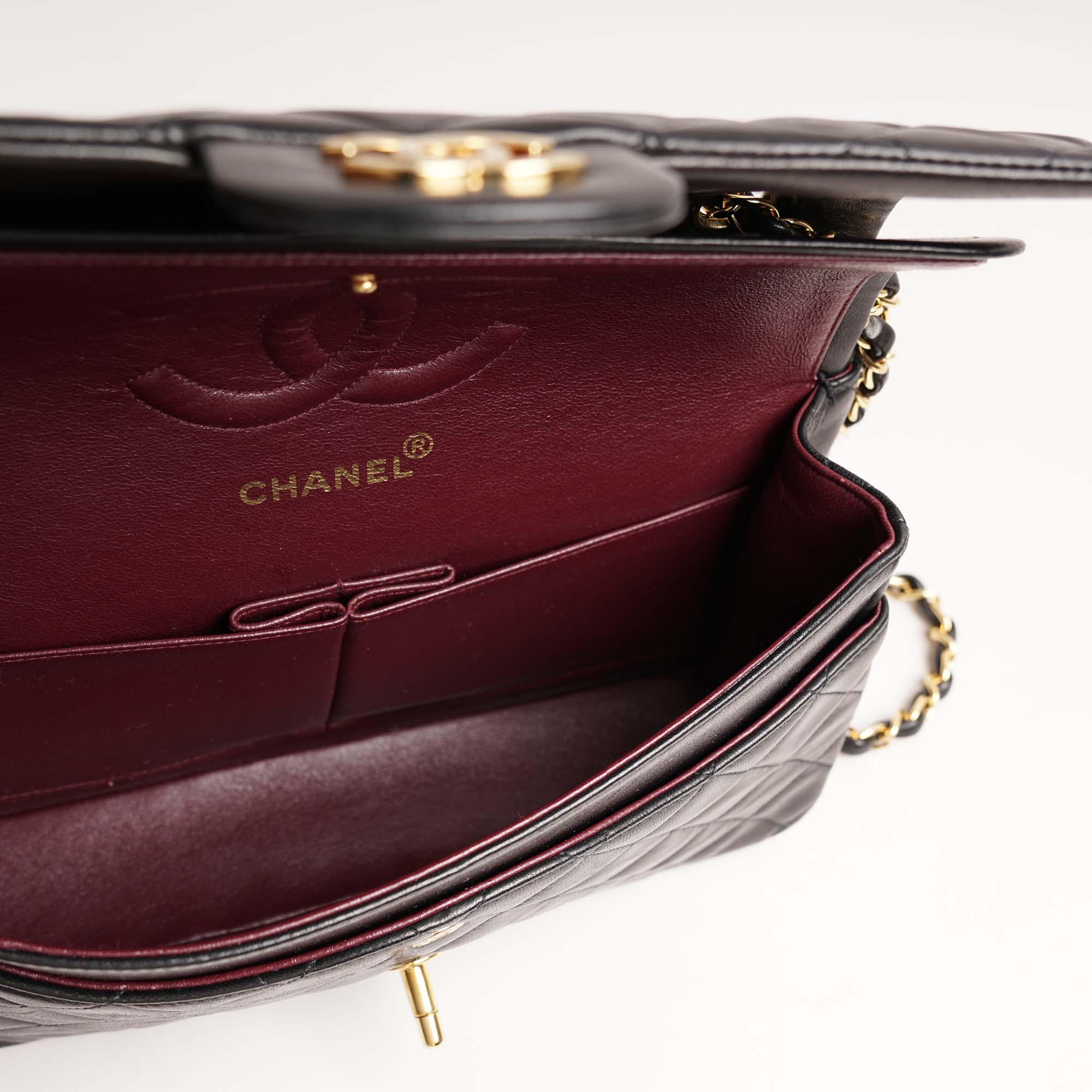 Classic Medium Double Flap Bag image