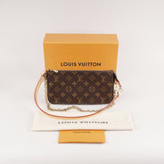 Pochette Accessoires thumbnail image