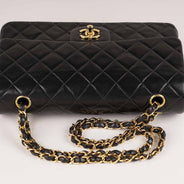 Classic Medium Double Flap Bag thumbnail image