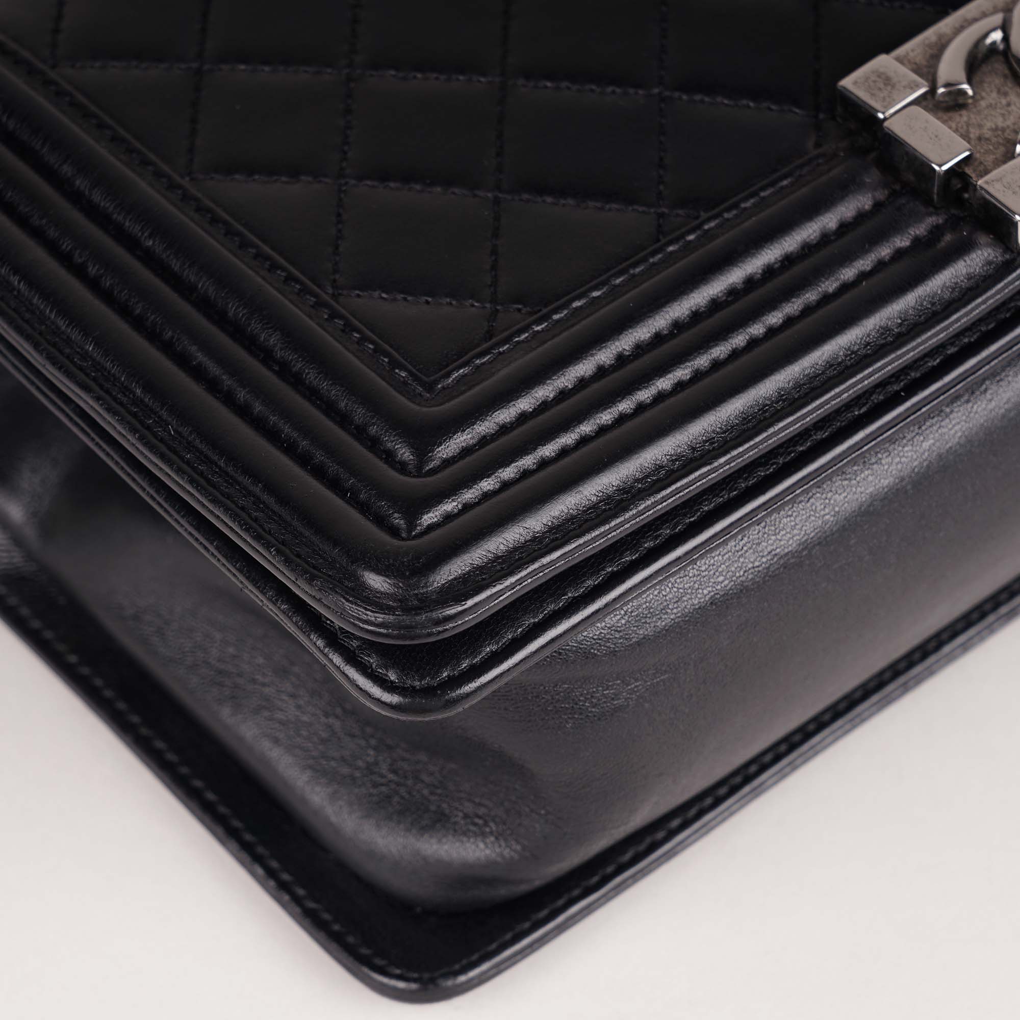 Old Medium Boy Bag image