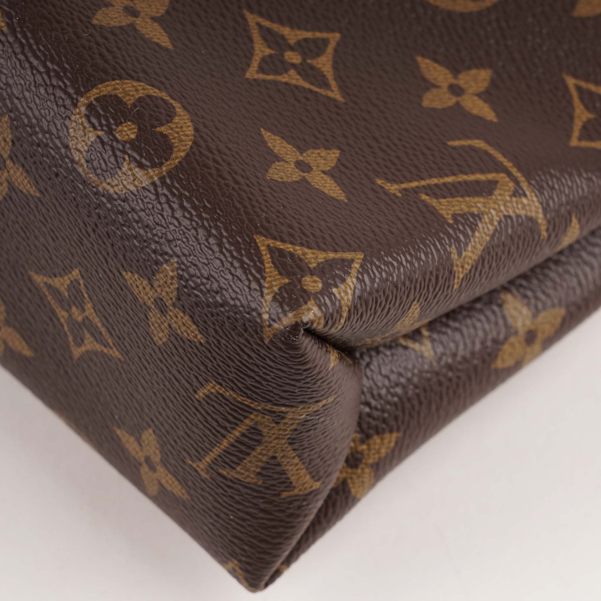 Saint Placide Shoulder Bag image