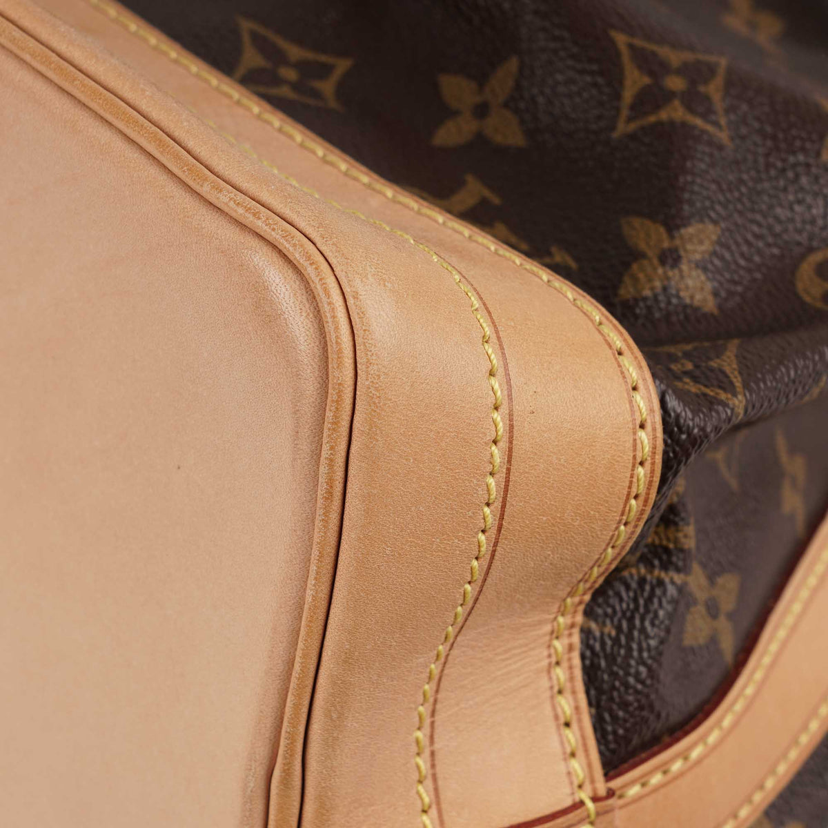 Large Noé Bucket Bag image