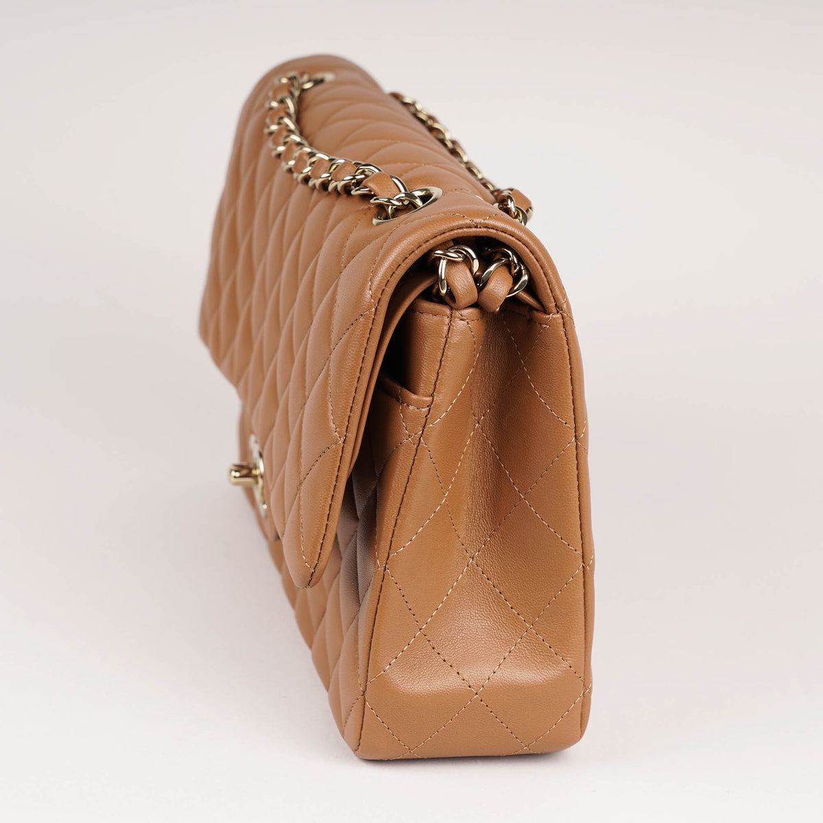 Classic Medium Double Flap 2023 image