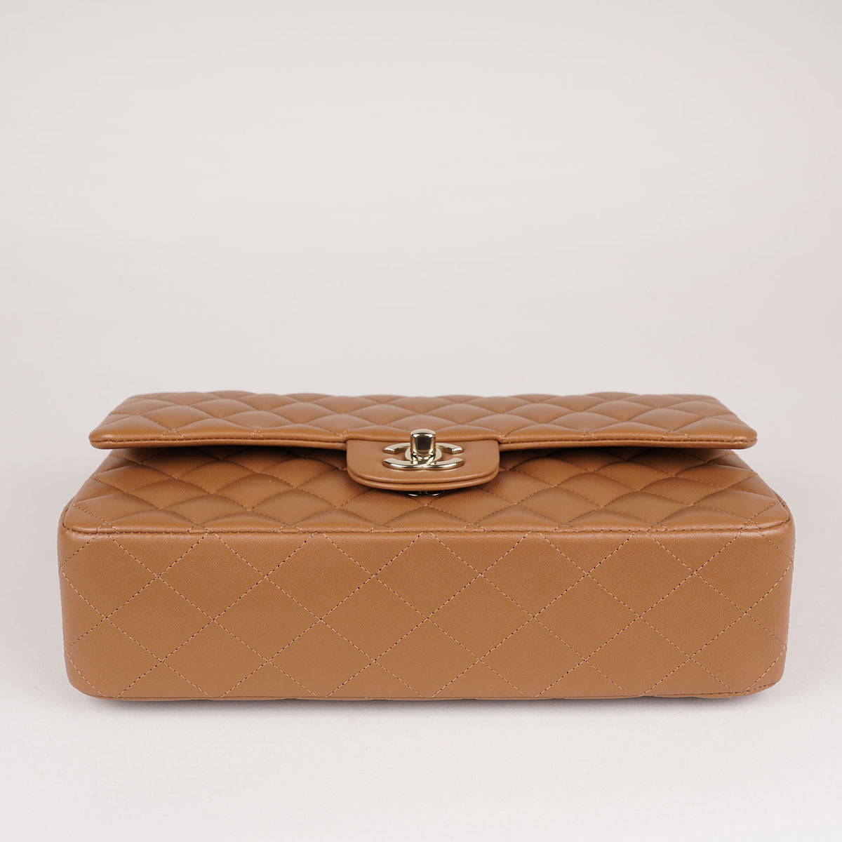 Classic Medium Double Flap 2023 image