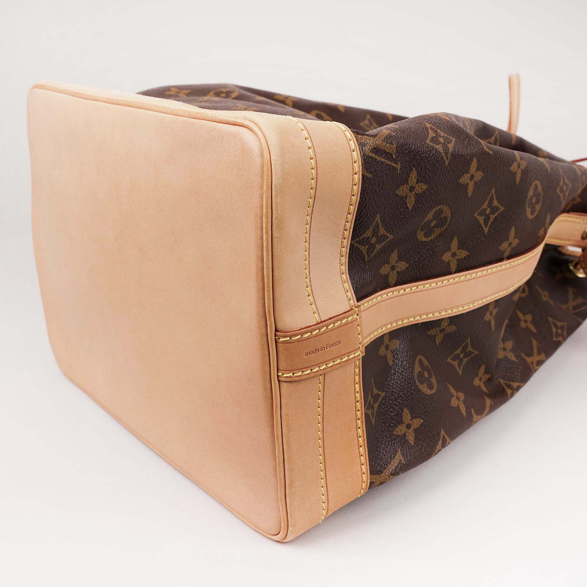 Large Noé Bucket Bag image