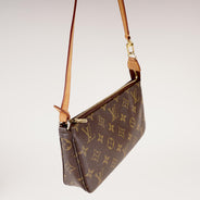 Pochette Accessoires Monogram Canvas thumbnail image