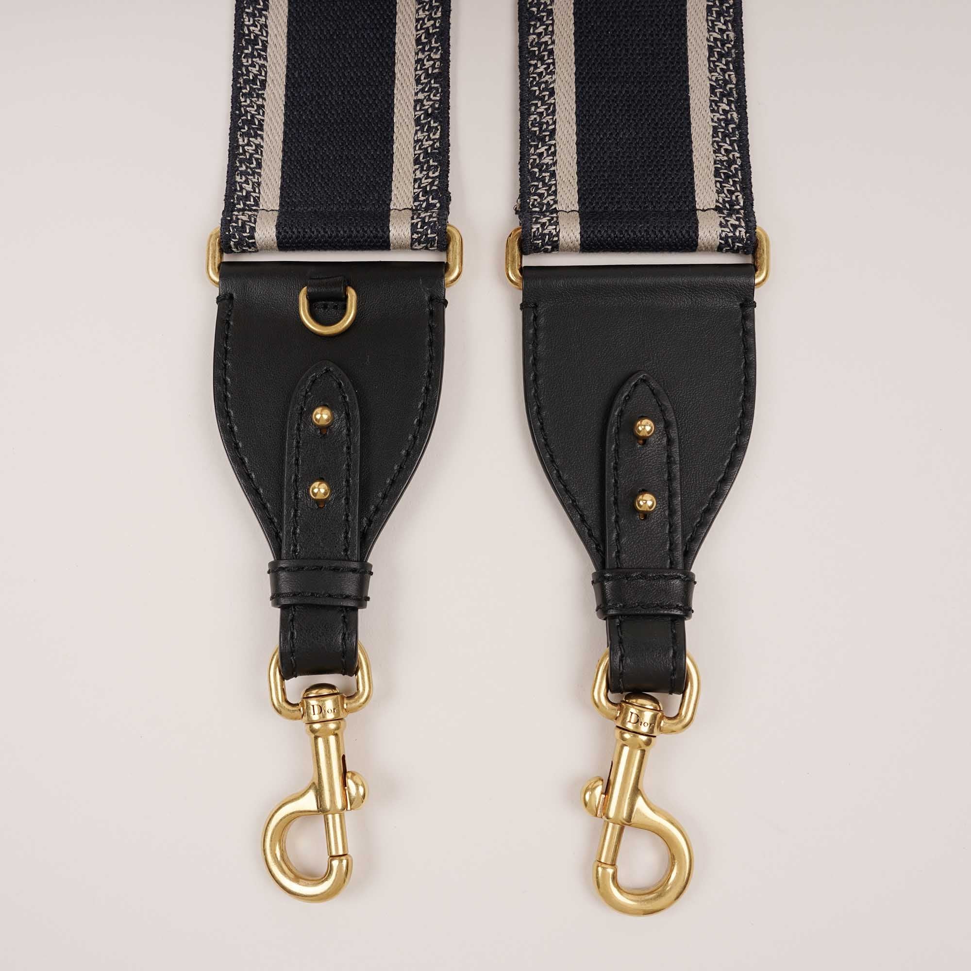Logo Strap Blue Oblique image