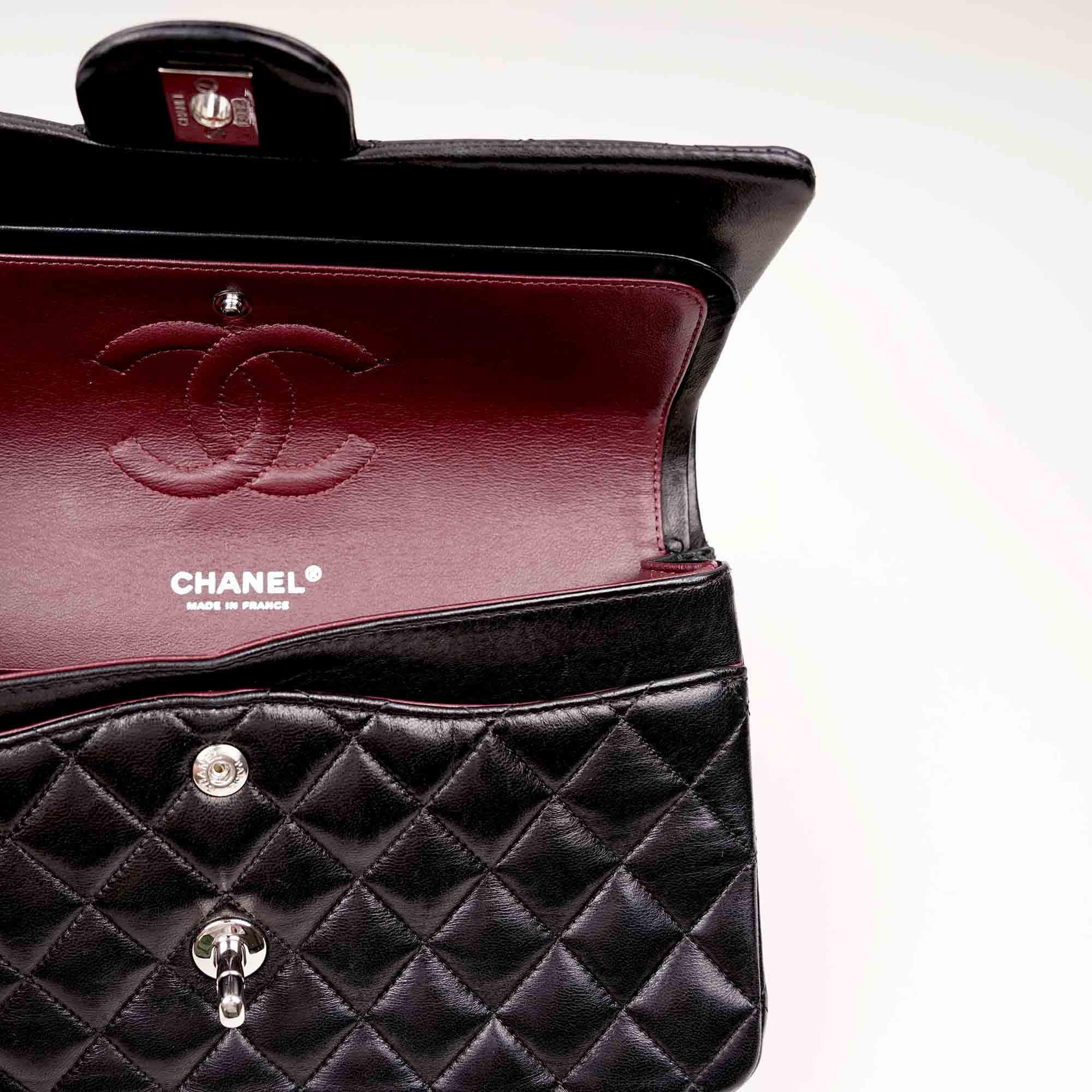 Classic Medium Double Flap Bag image