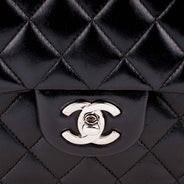 Classic Medium Double Flap Bag thumbnail image