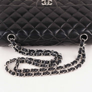 Classic Medium Double Flap Bag thumbnail image