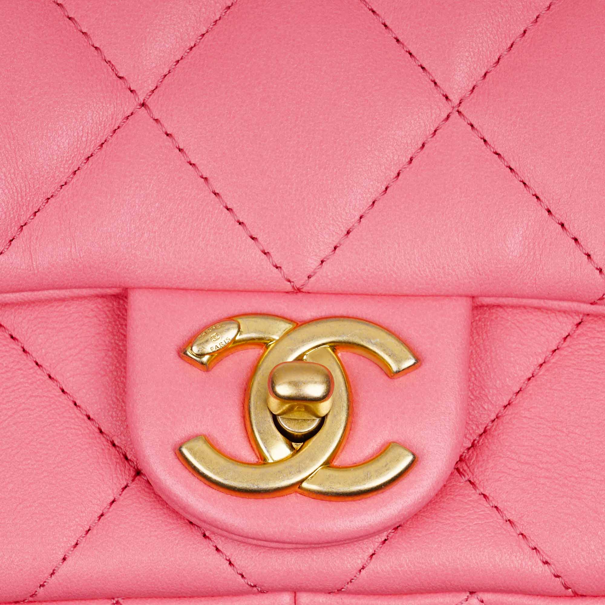 Mini Chunky Chain Flap Bag image