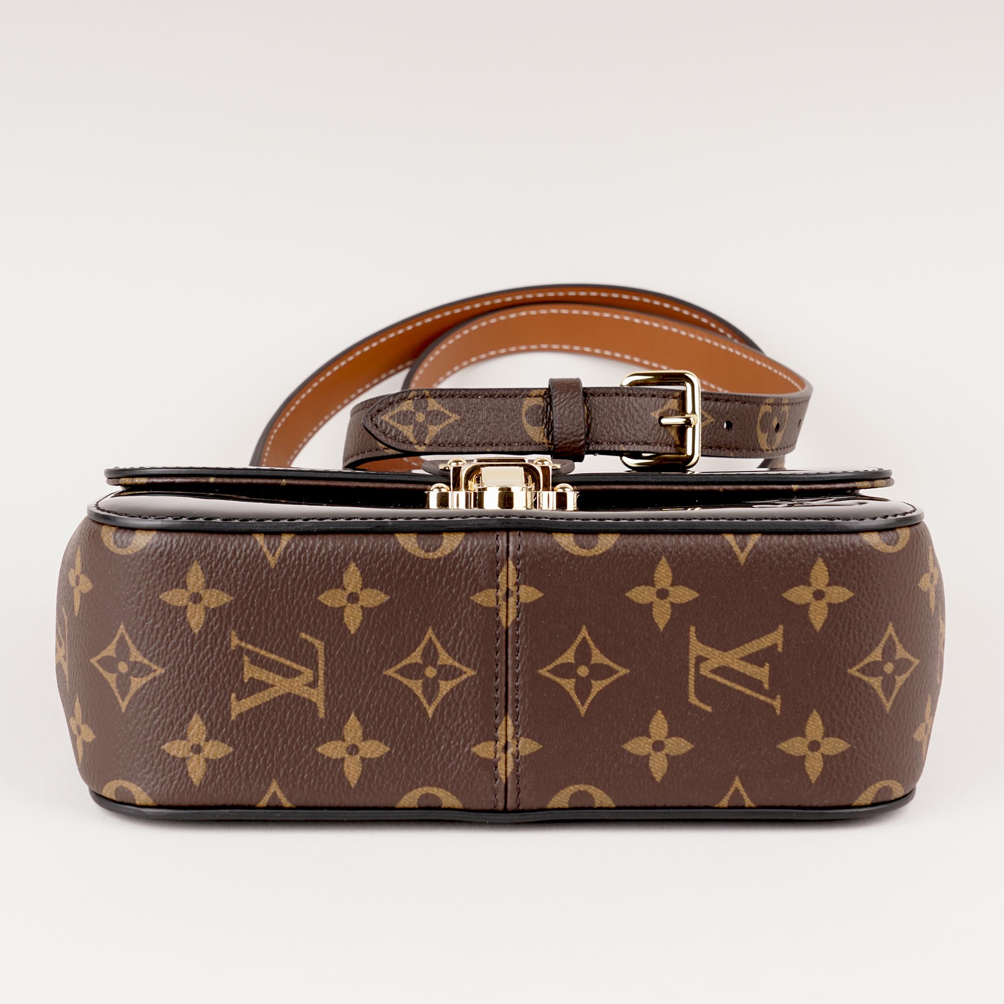 Cherrywood BB Handbag image