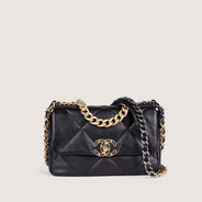 19 Small Flap Bag thumbnail image