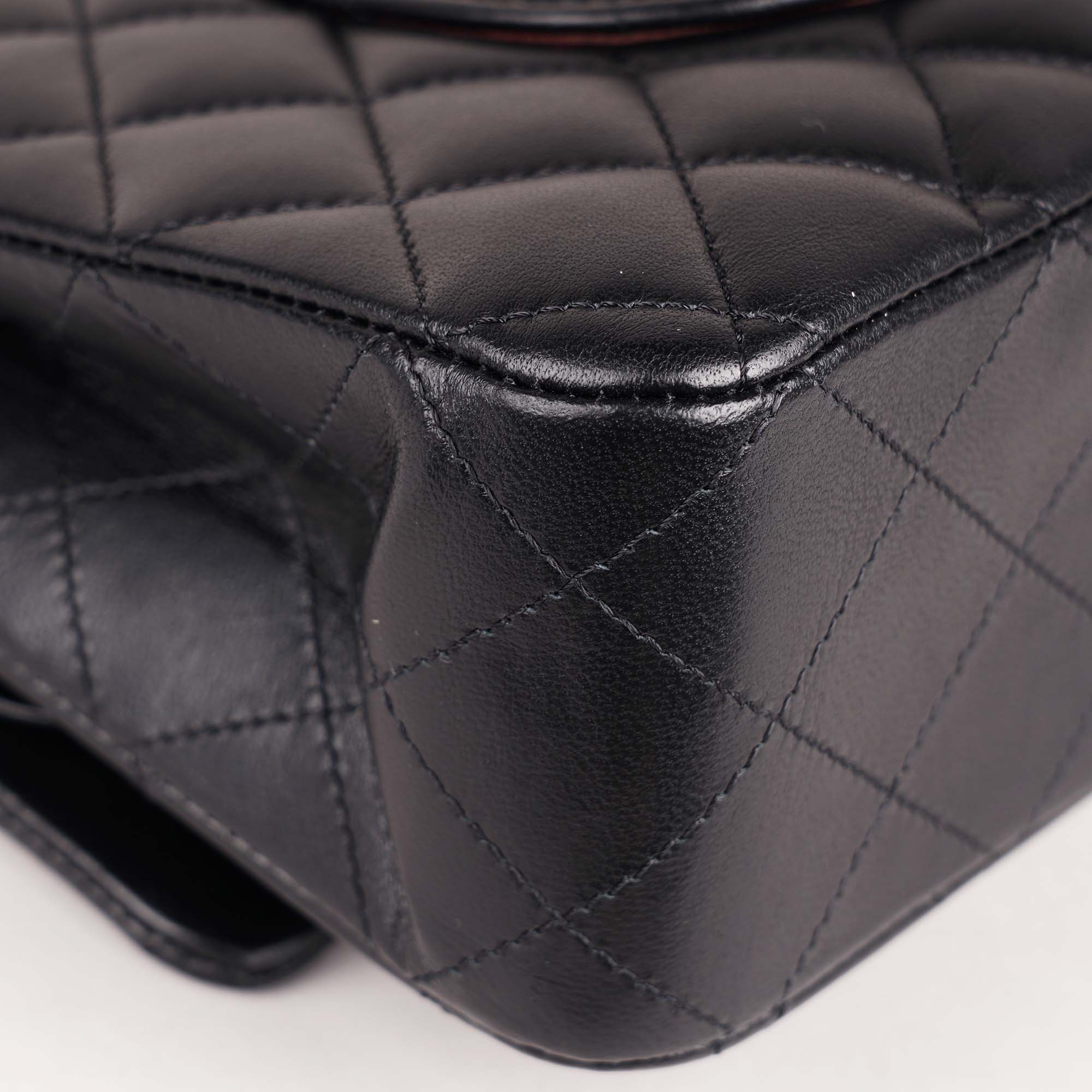 Classic Medium Double Flap Bag image