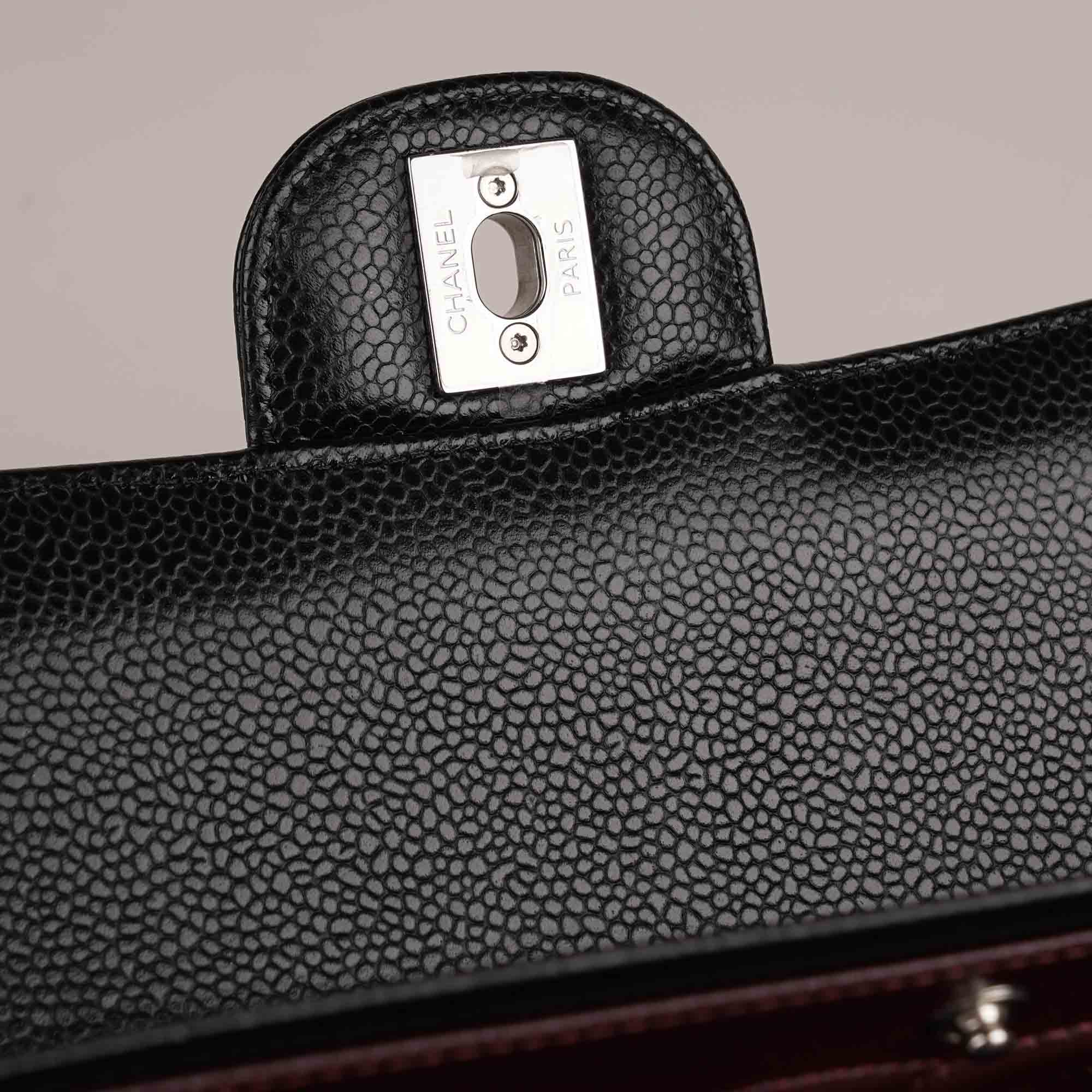 Classic Medium Double Flap Bag image