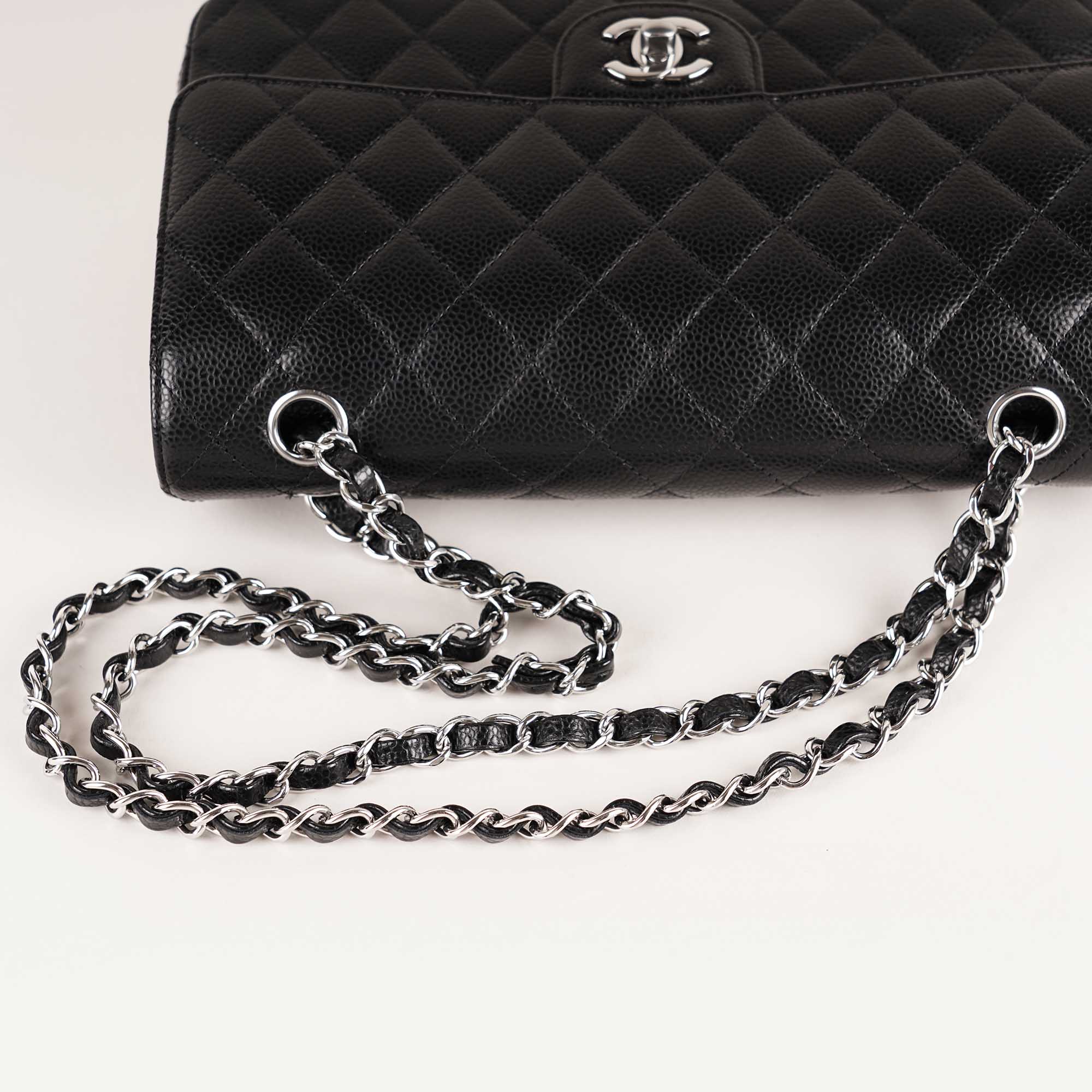 Classic Medium Double Flap Bag image