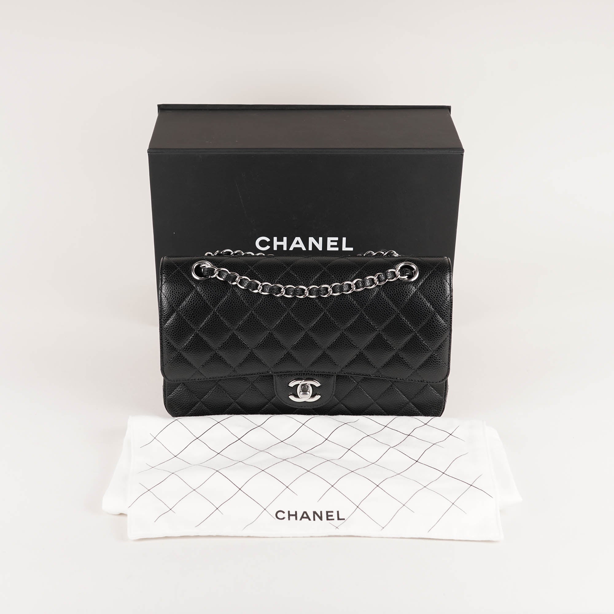 Classic Medium Double Flap Bag image