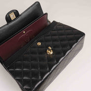 Classic Medium Double Flap Bag thumbnail image