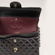 Classic Medium Double Flap Bag thumbnail image