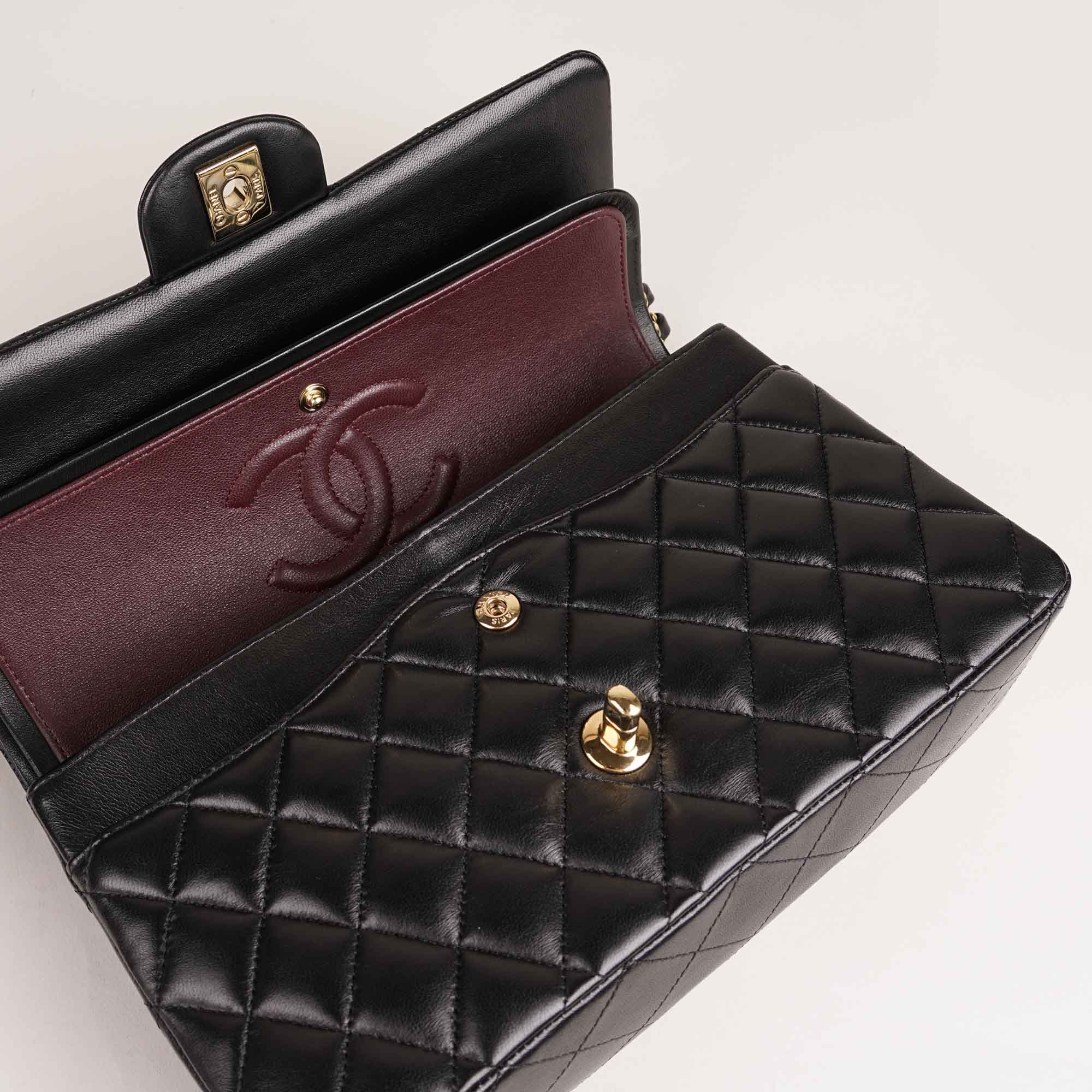 Classic Medium Double Flap Bag image