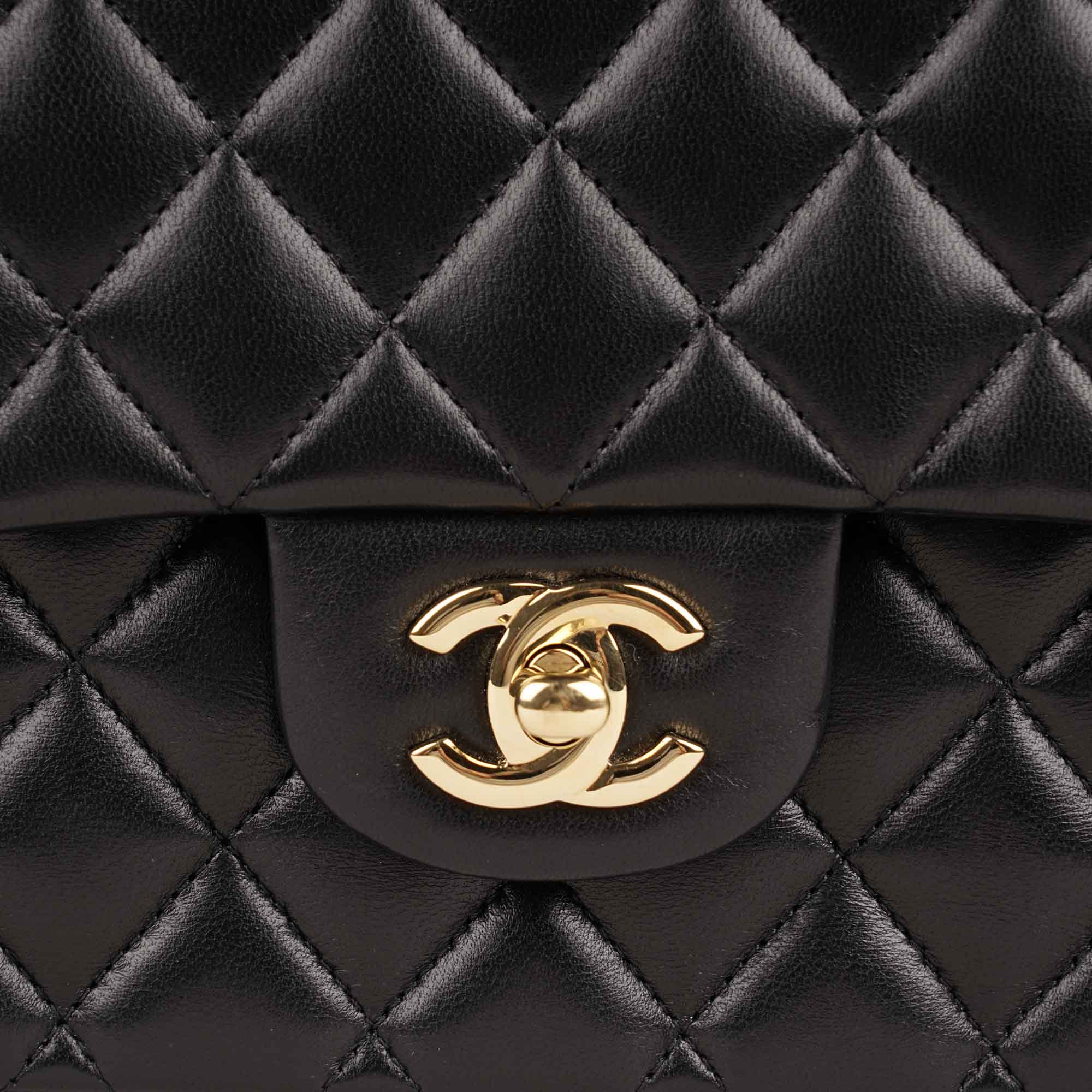 Classic Medium Double Flap Bag image