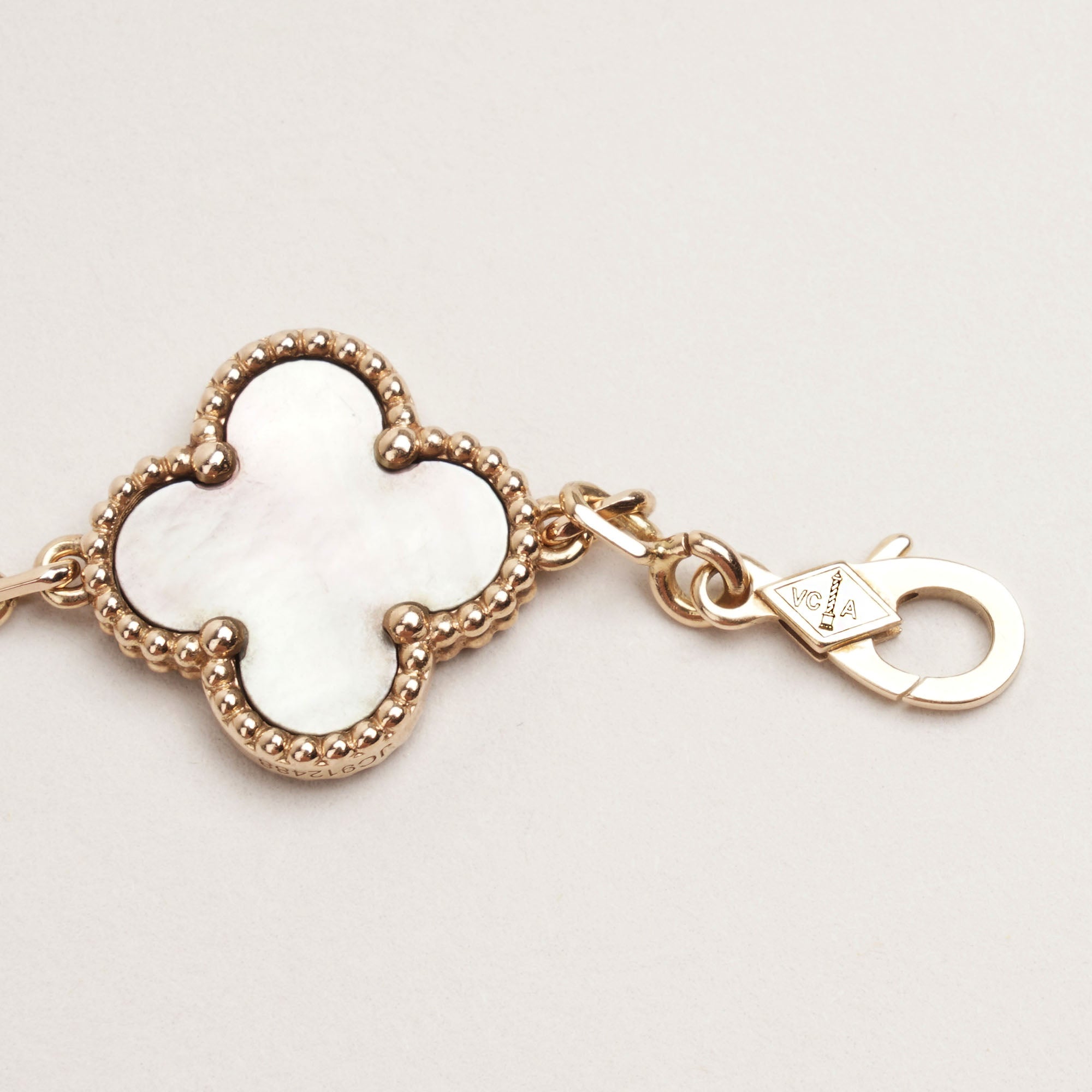 5 Motif Vintage Alhambra Bracelet image