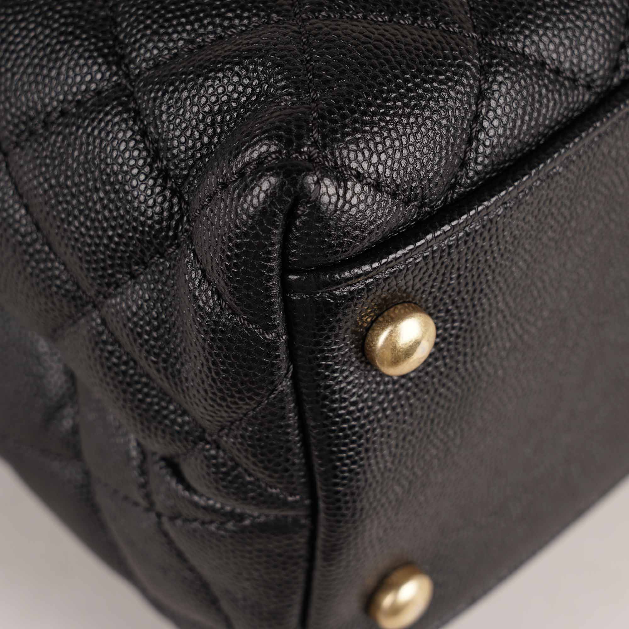 Coco Lizard Top Handle Bag image