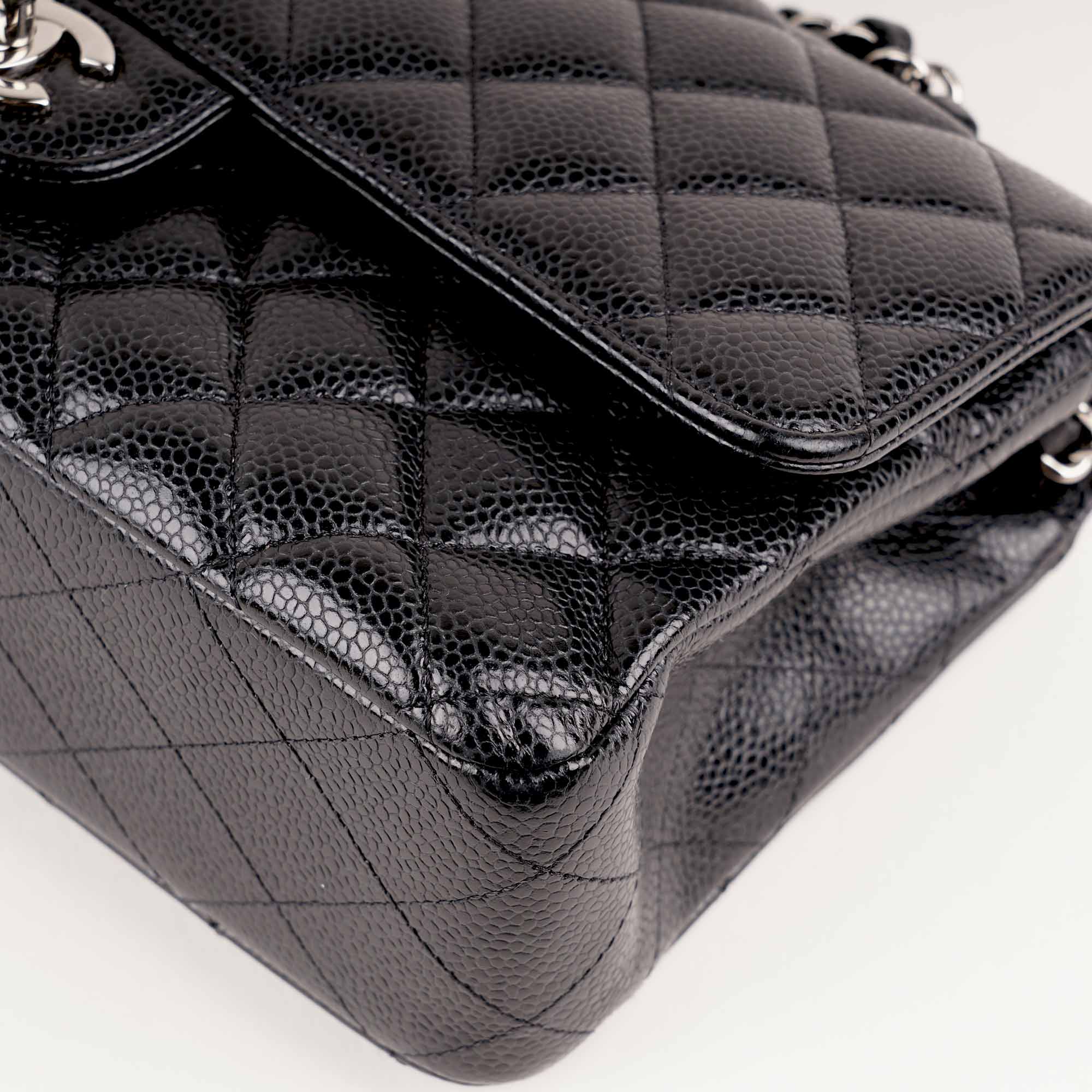 Classic Medium Double Flap Bag image