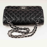 Classic Medium Double Flap Bag thumbnail image