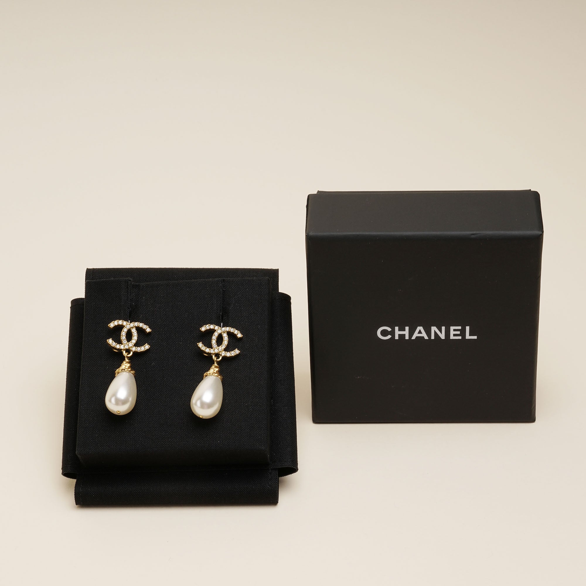 CC Pearl Drop Earrings image