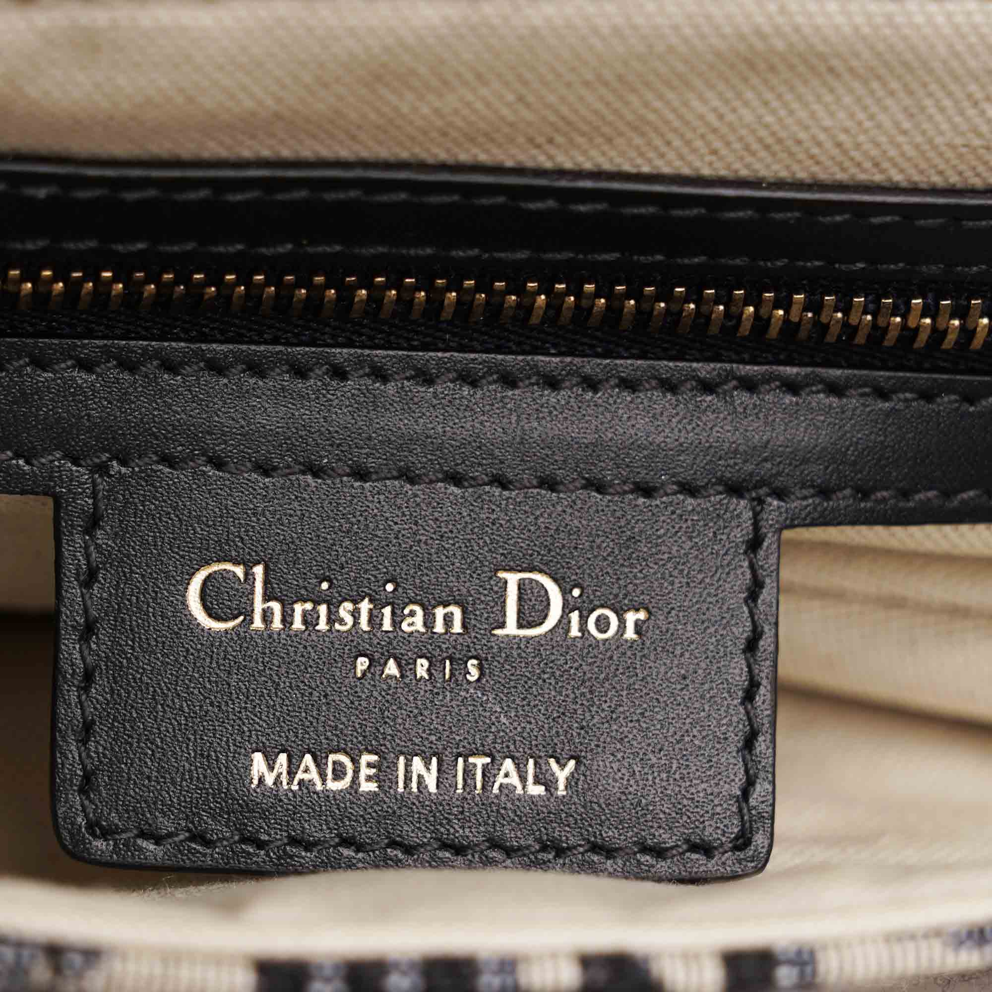 Saddle Bag w Strap image
