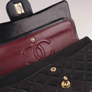 Classic Medium Double Flap Bag thumbnail image
