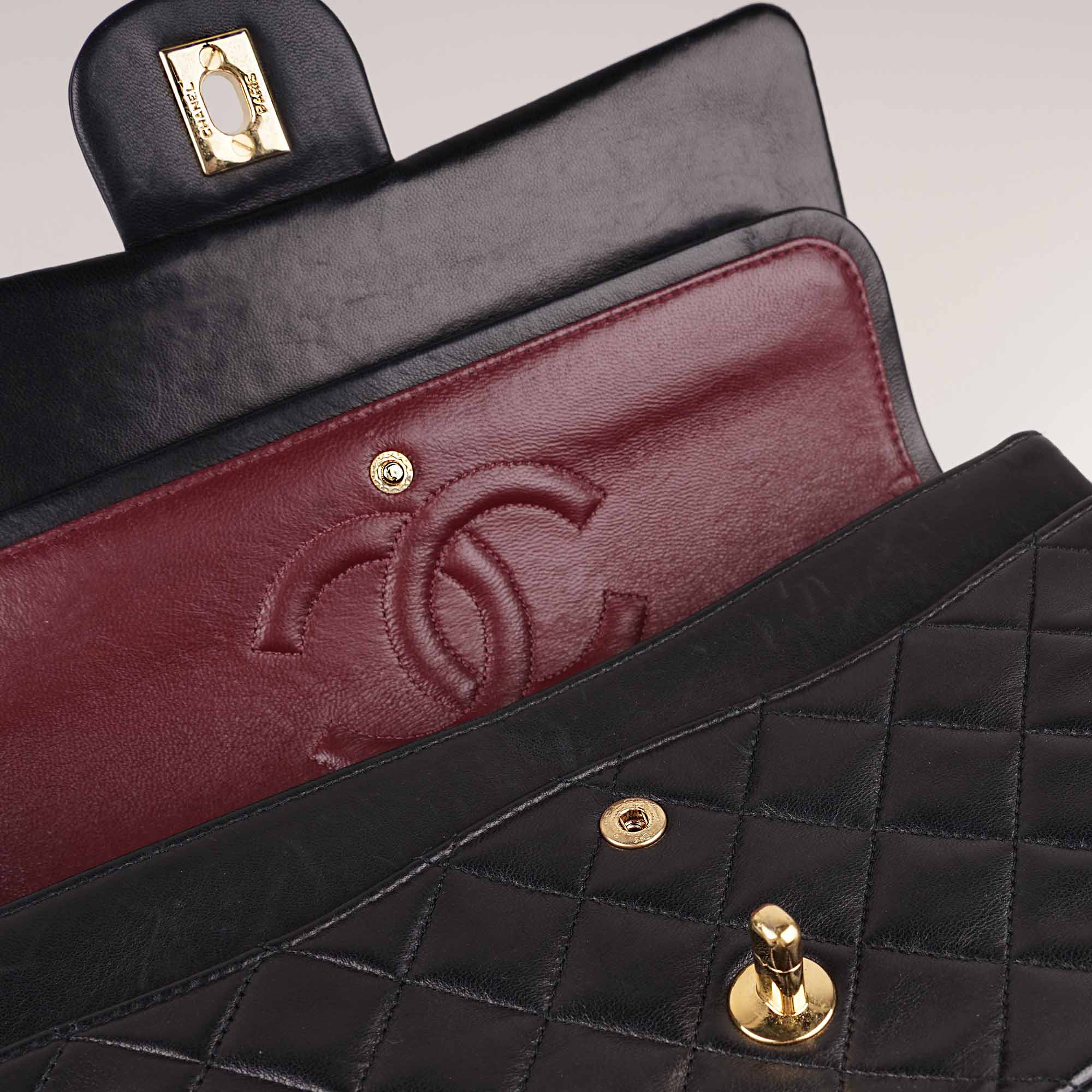 Classic Medium Double Flap Bag image