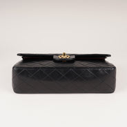 Classic Medium Double Flap Bag thumbnail image