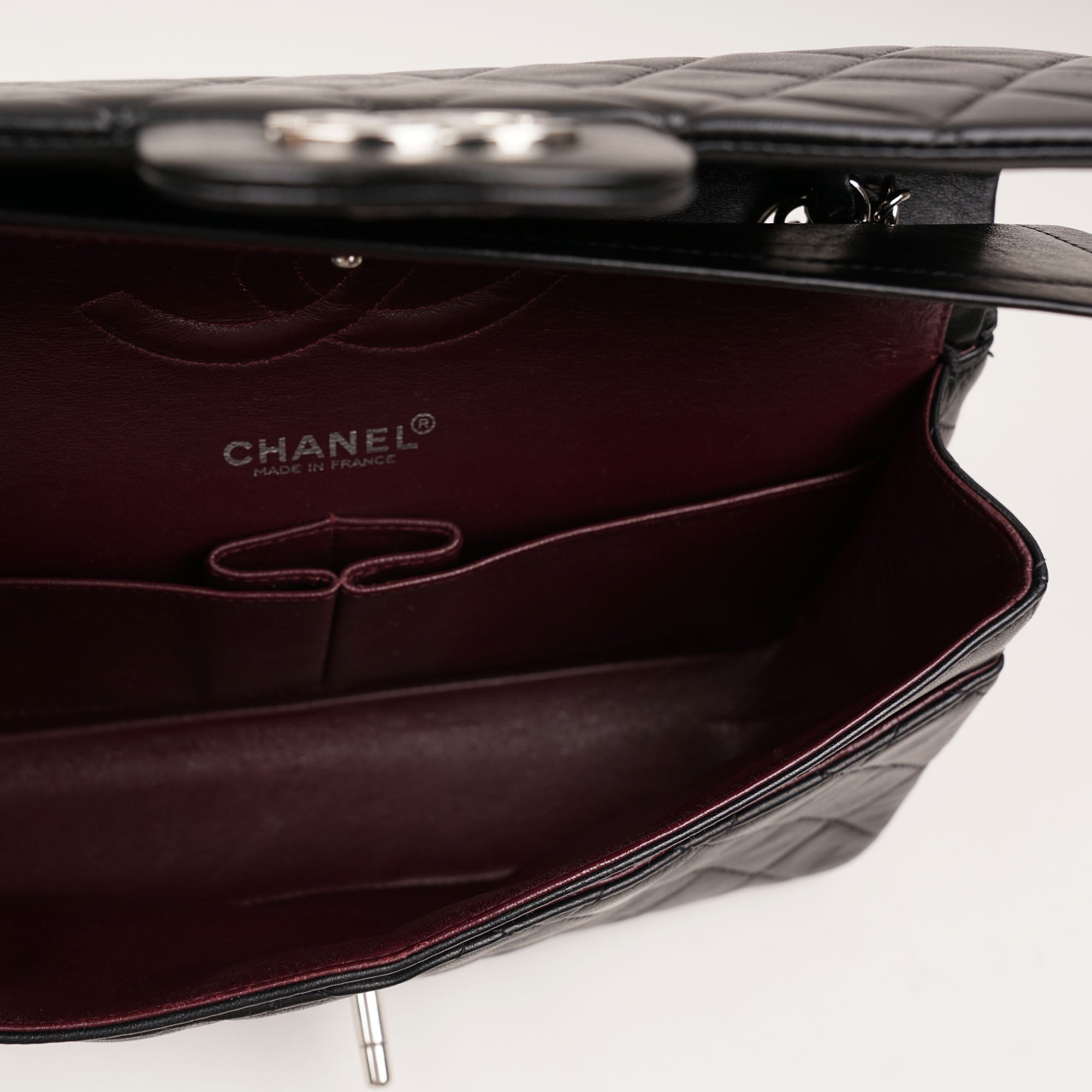 Classic Medium Double Flap Bag image