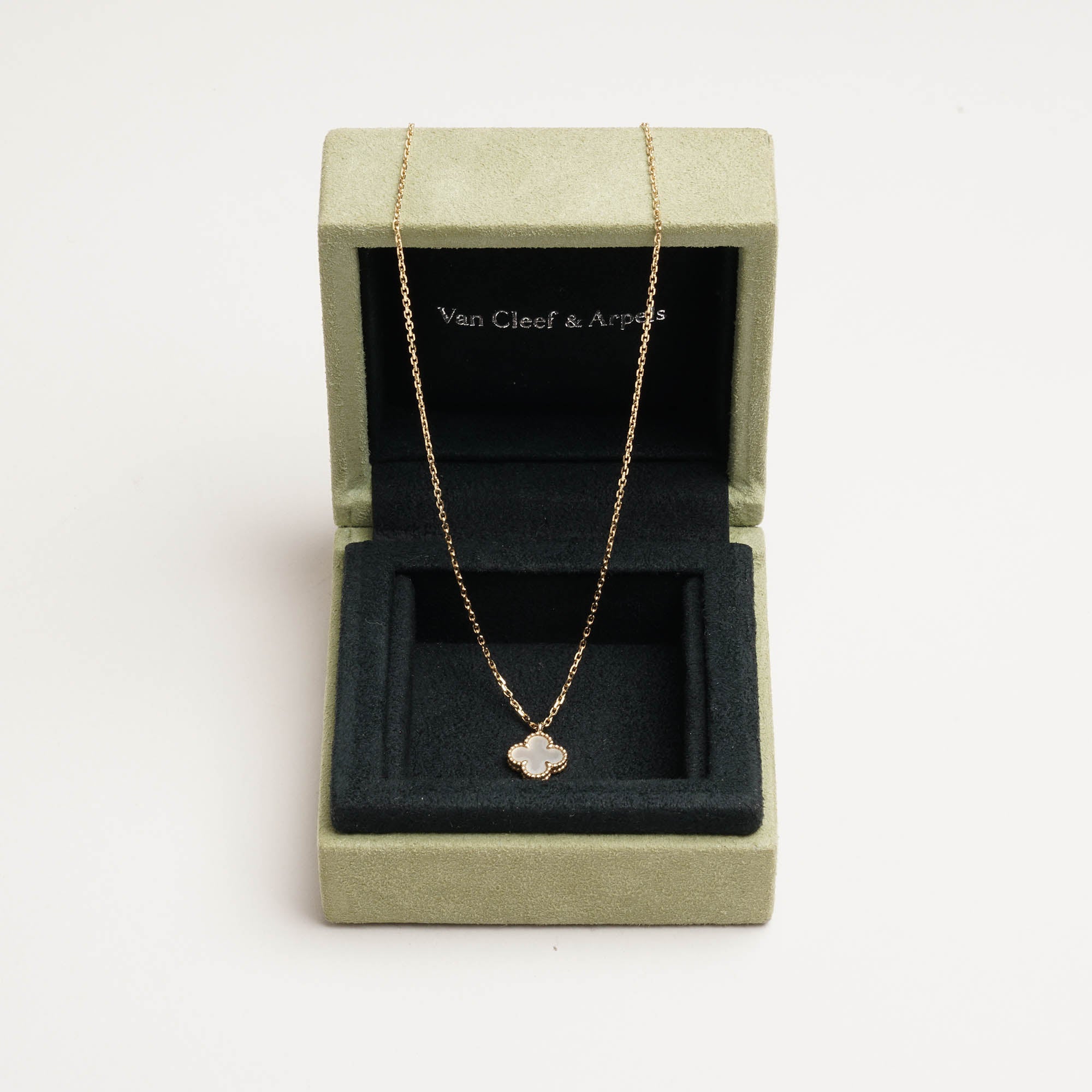 Sweet Alhambra Pendant Necklace image