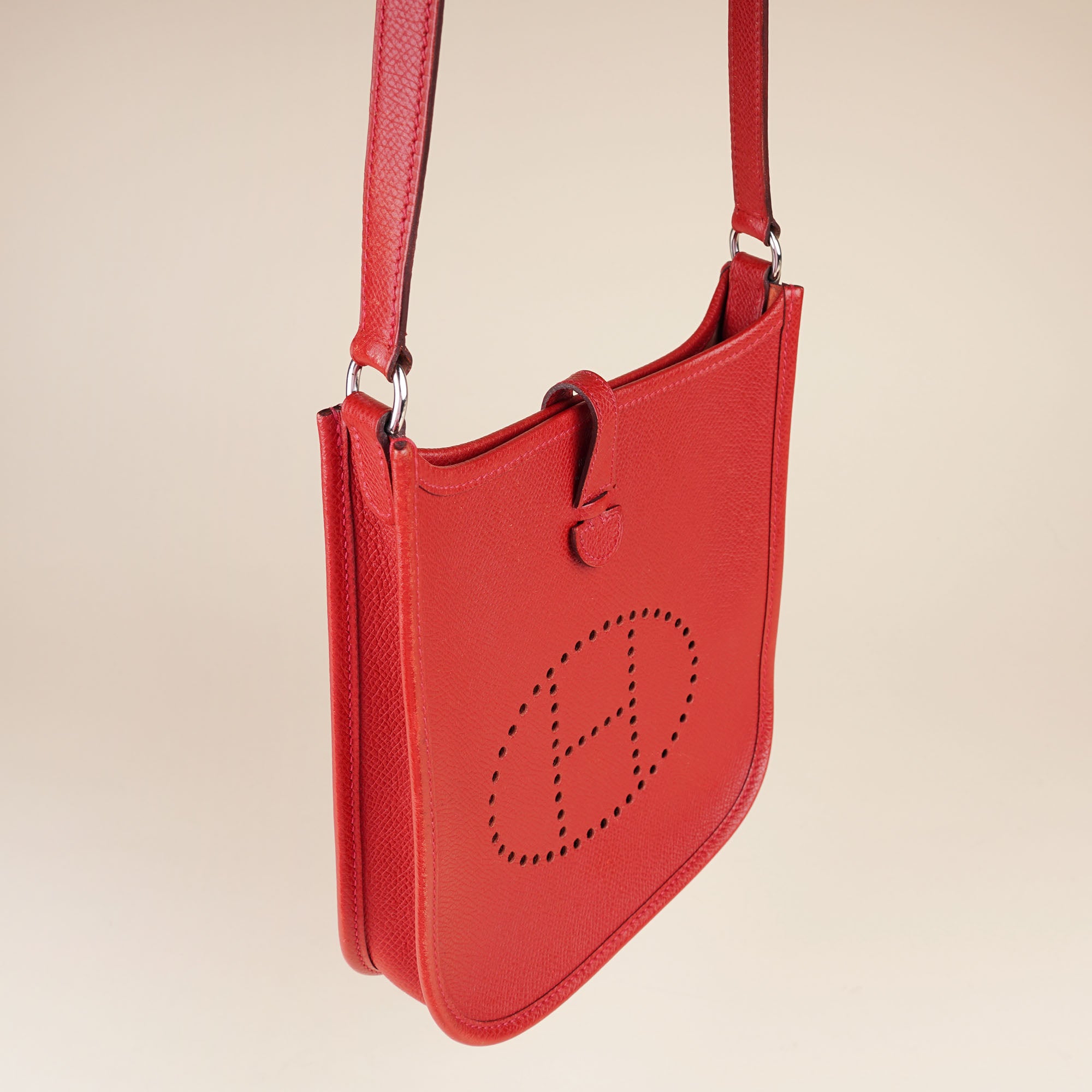 Evelyne 16 TPM Shoulder Bag image