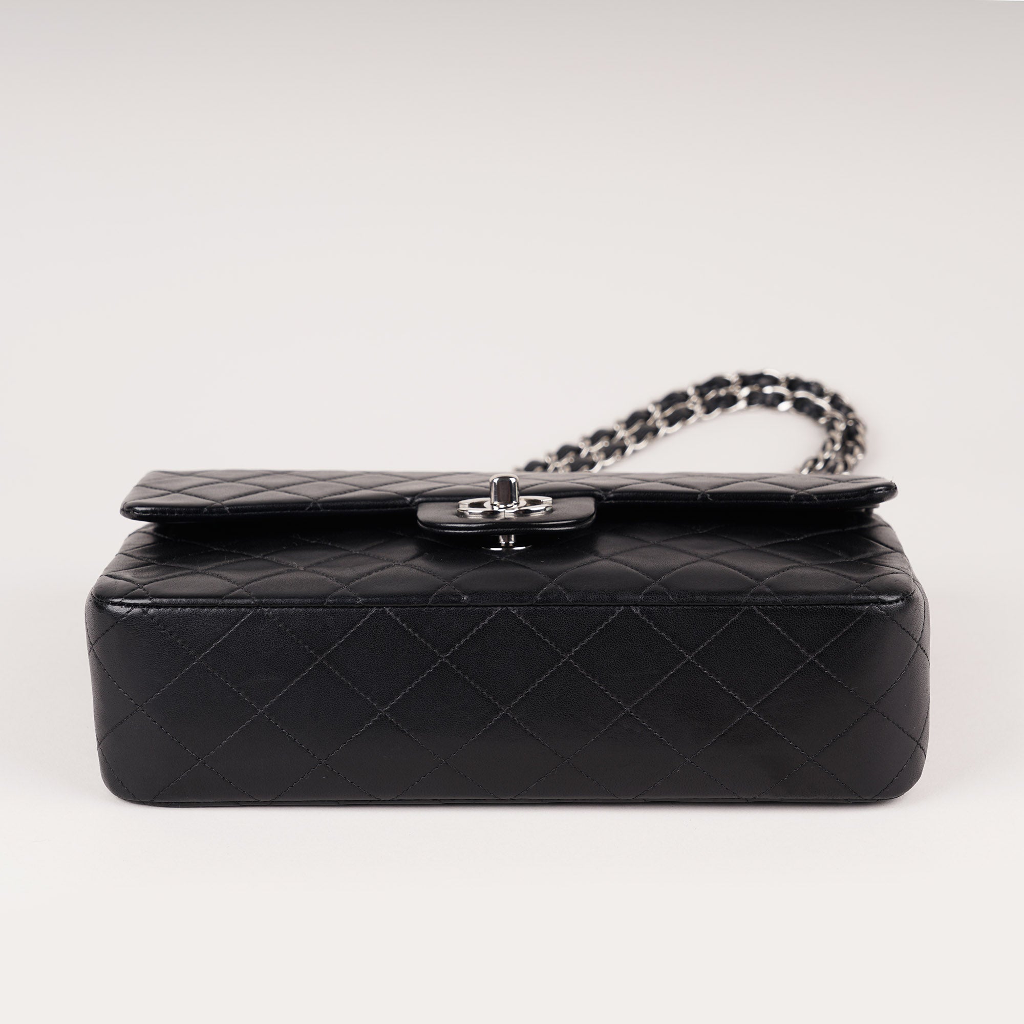 Classic Medium Double Flap Bag image