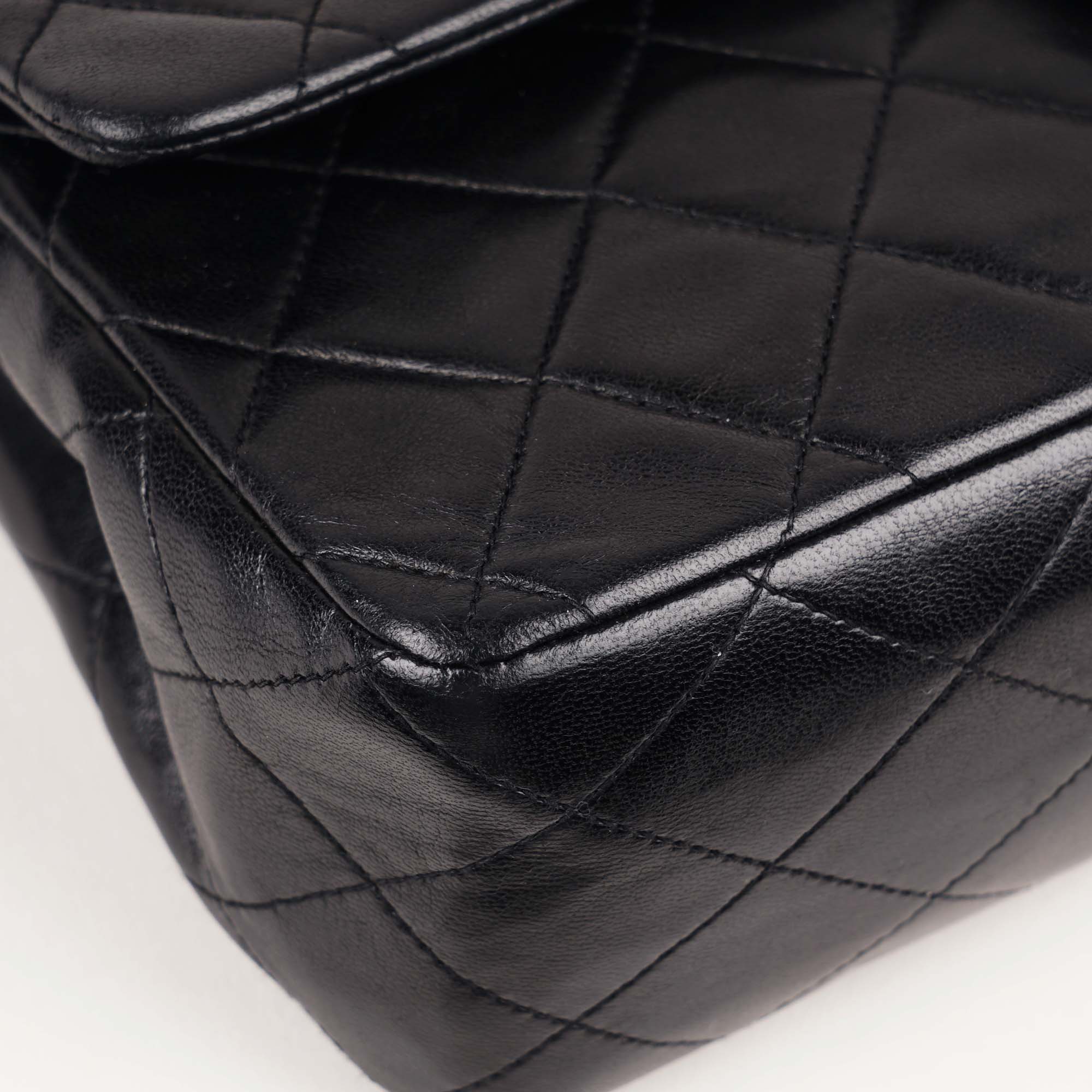 Classic Medium Double Flap Bag image