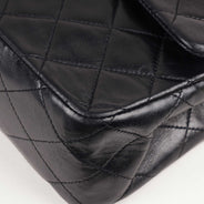 Classic Medium Double Flap Bag thumbnail image