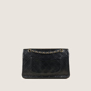 Classic Medium Double Flap Bag thumbnail image