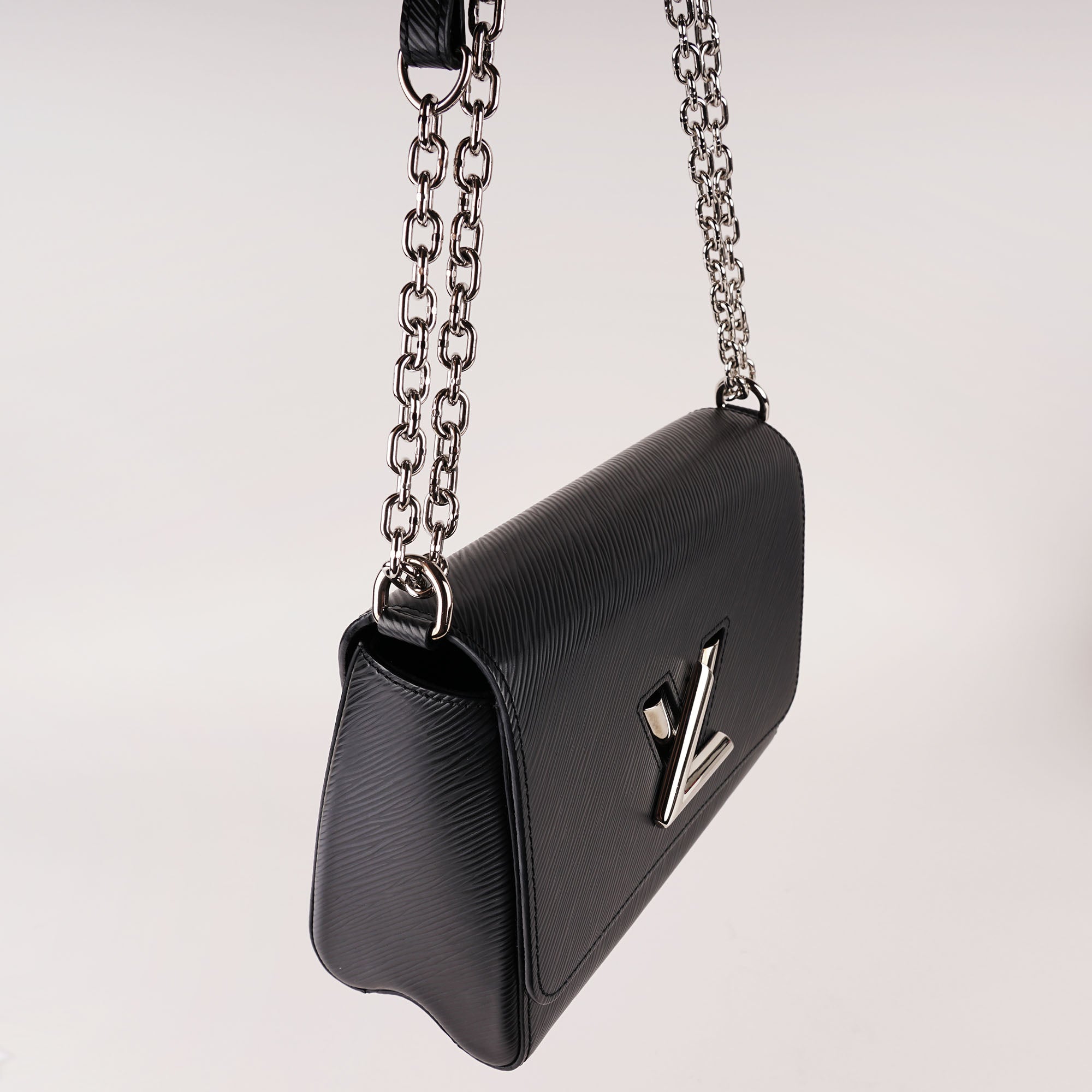 Twist MM Shoulder Bag image
